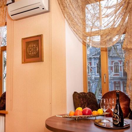 Mini-Hotel In The Very Heart Of Odessa Dış mekan fotoğraf