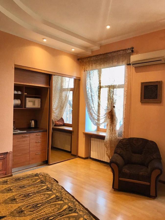 Mini-Hotel In The Very Heart Of Odessa Dış mekan fotoğraf